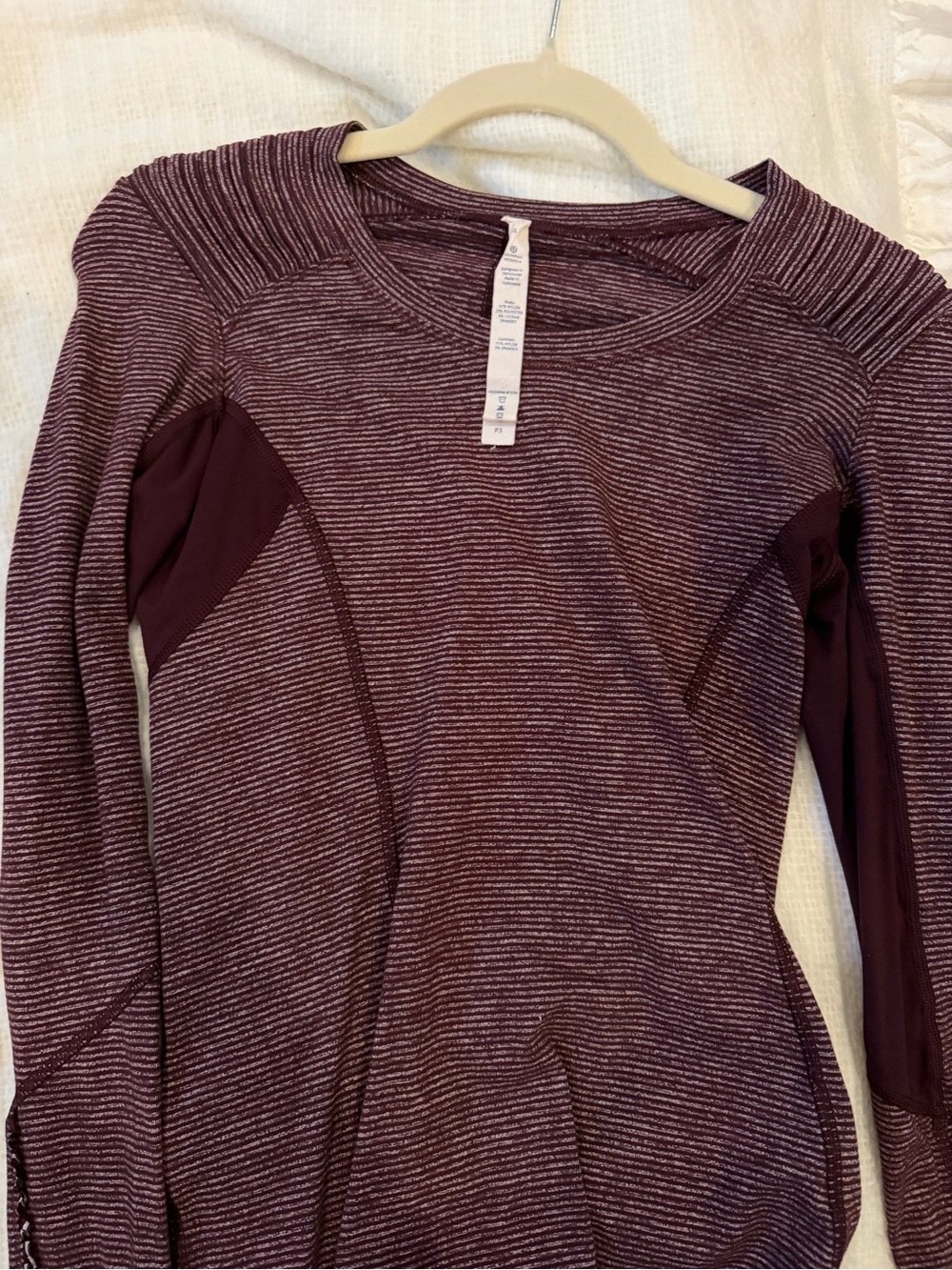 Women’s Long Sleeve Lululemon top